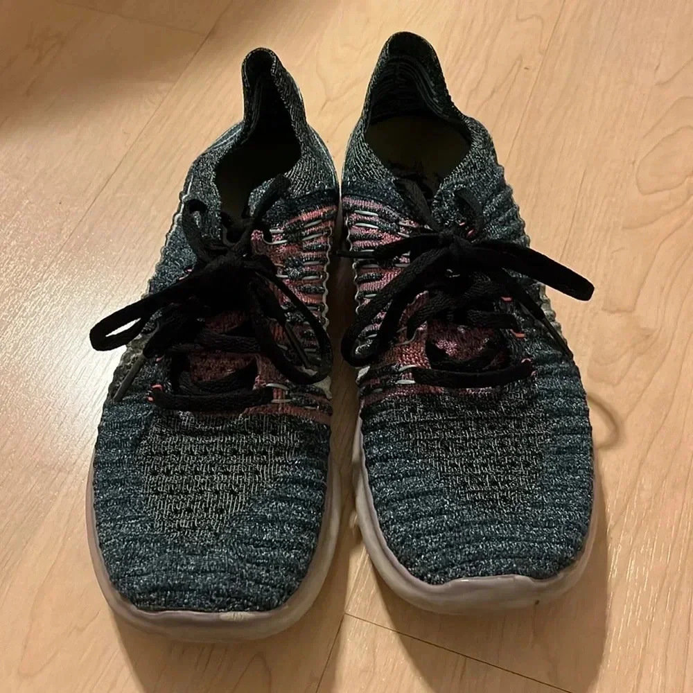 Nike Free RN Flyknit Running Shoes Sneakers Blue Women’s 8.5 - Picture 2 of 10